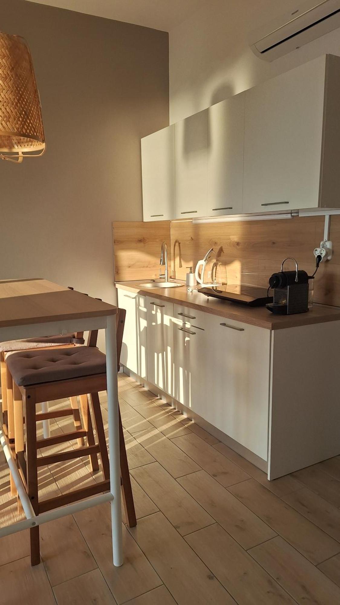 Ferienwohnung Mit 180° Meerblick Dobreć エクステリア 写真